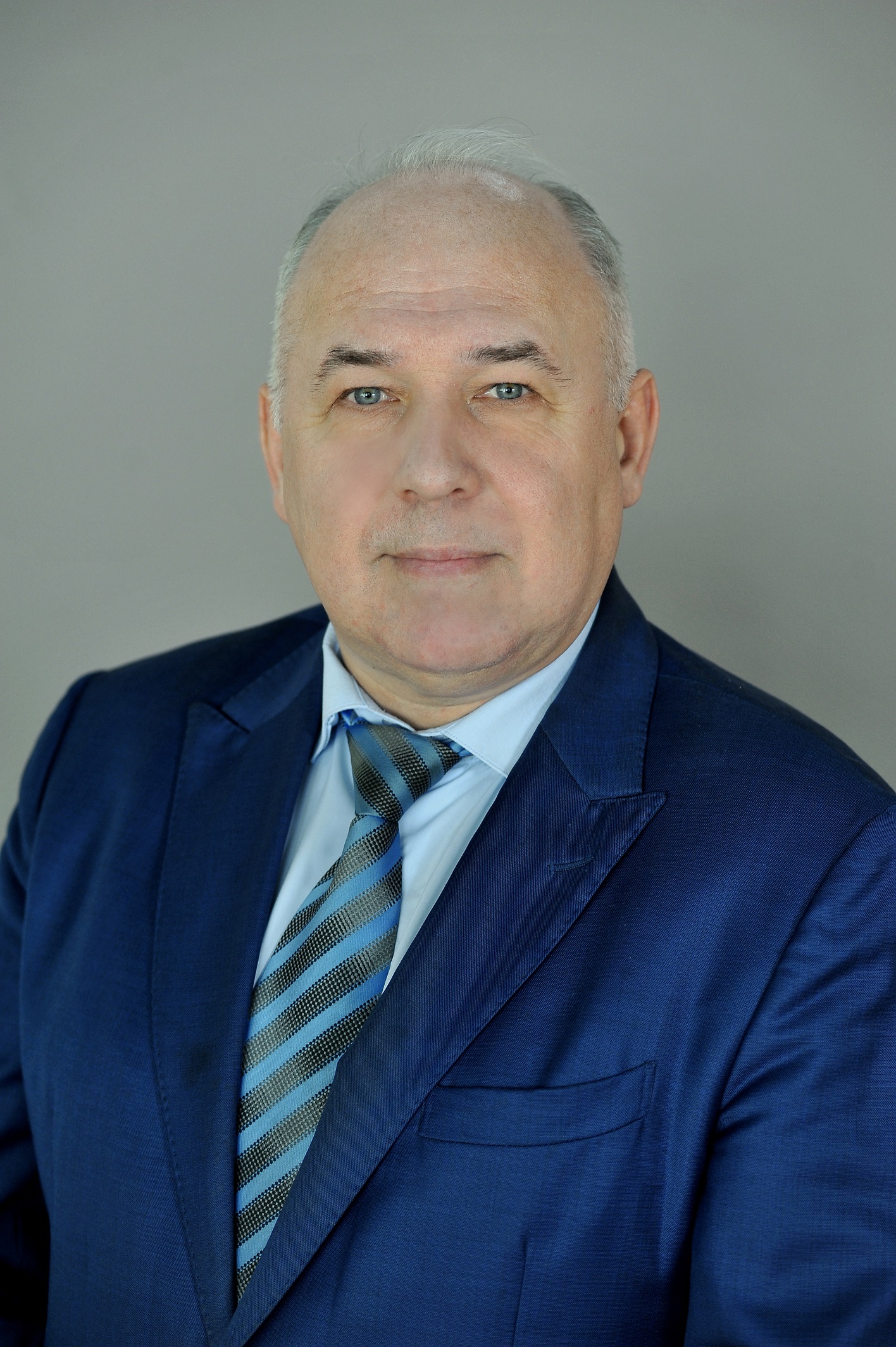 Натаров Владимир Анатольевич.